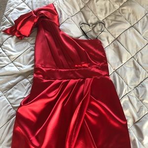 One shoulder bow red mini dress